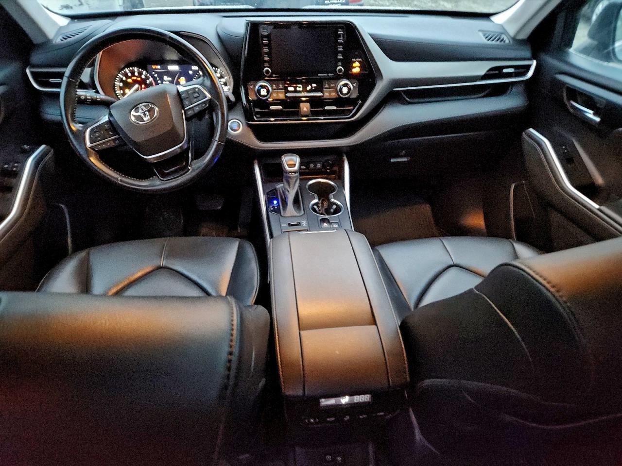 2021 TOYOTA HIGHLANDER