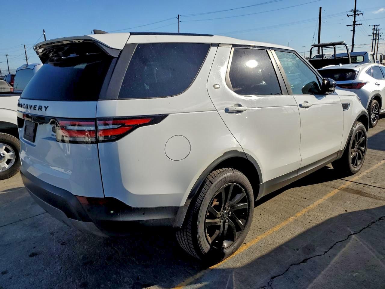 2017 LAND ROVER Discovery