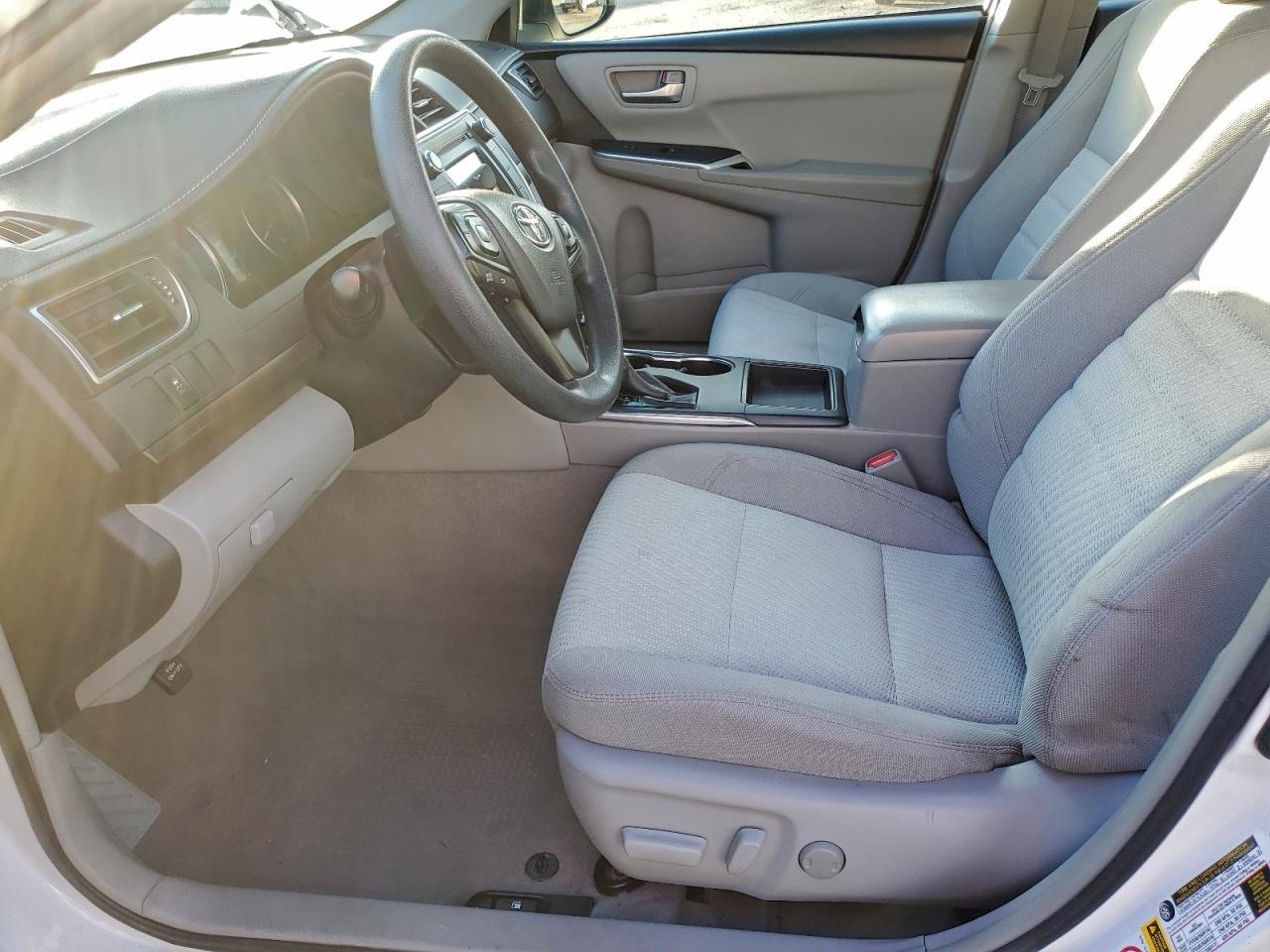 2016 TOYOTA CAMRY