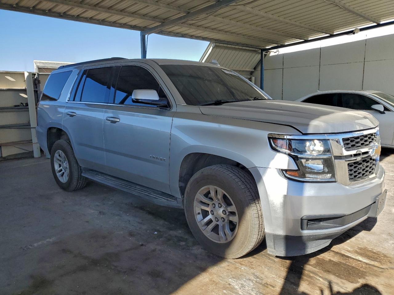 2017 CHEVROLET Tahoe