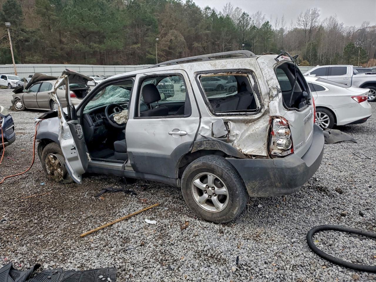 2006 MAZDA Tribute