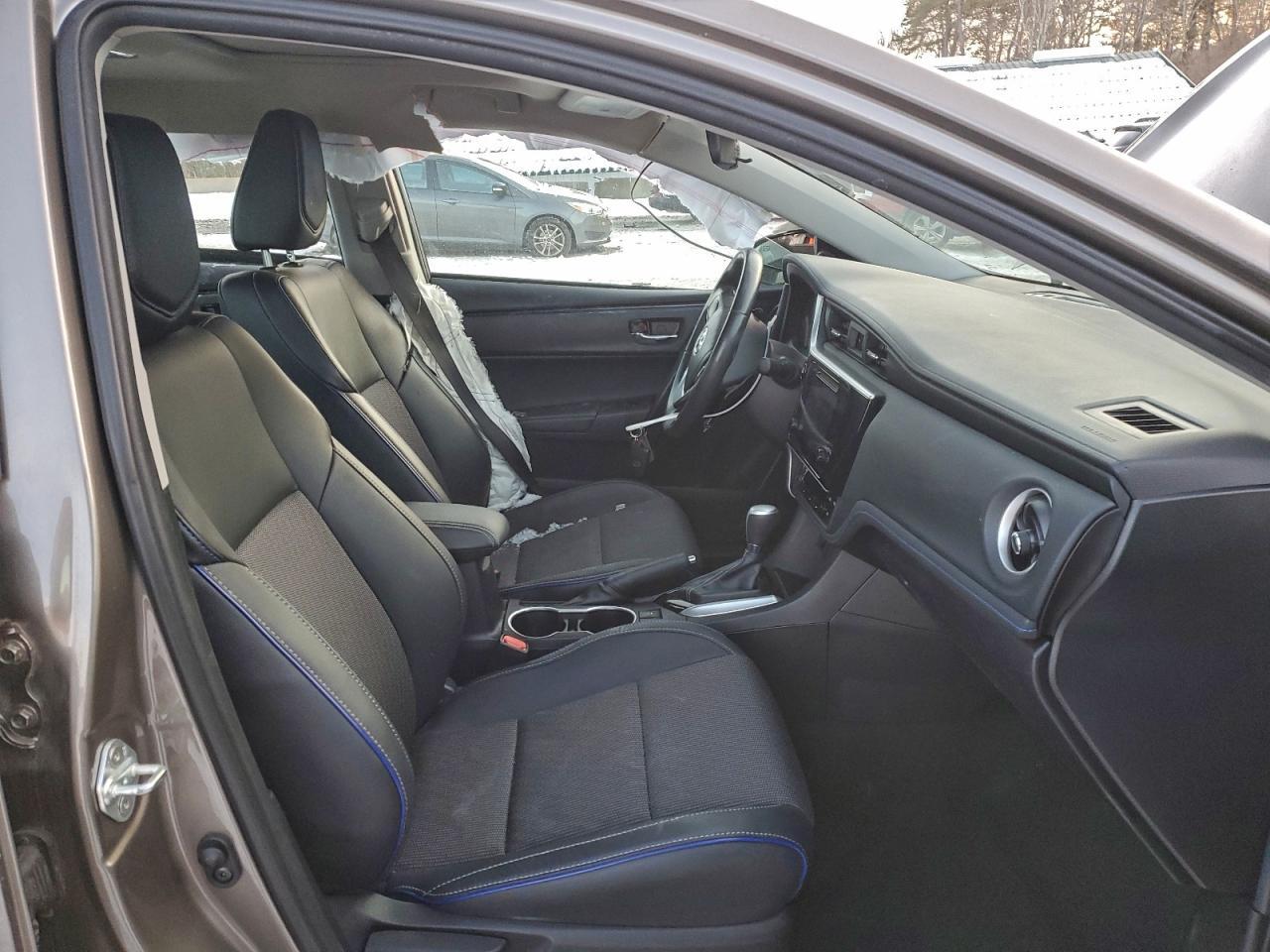 2019 TOYOTA COROLLA