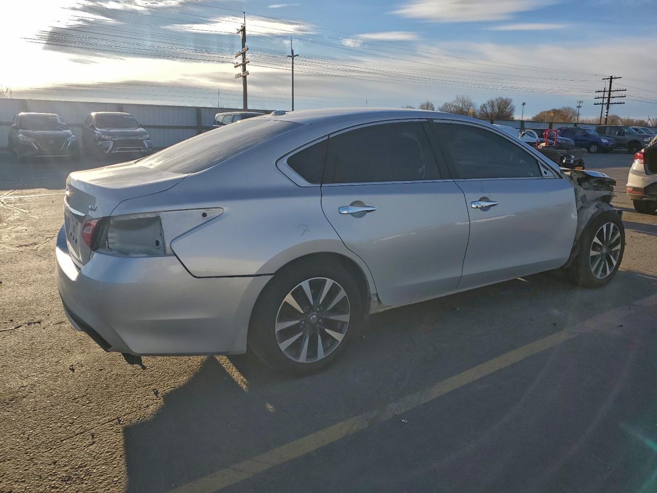 2017 NISSAN ALTIMA