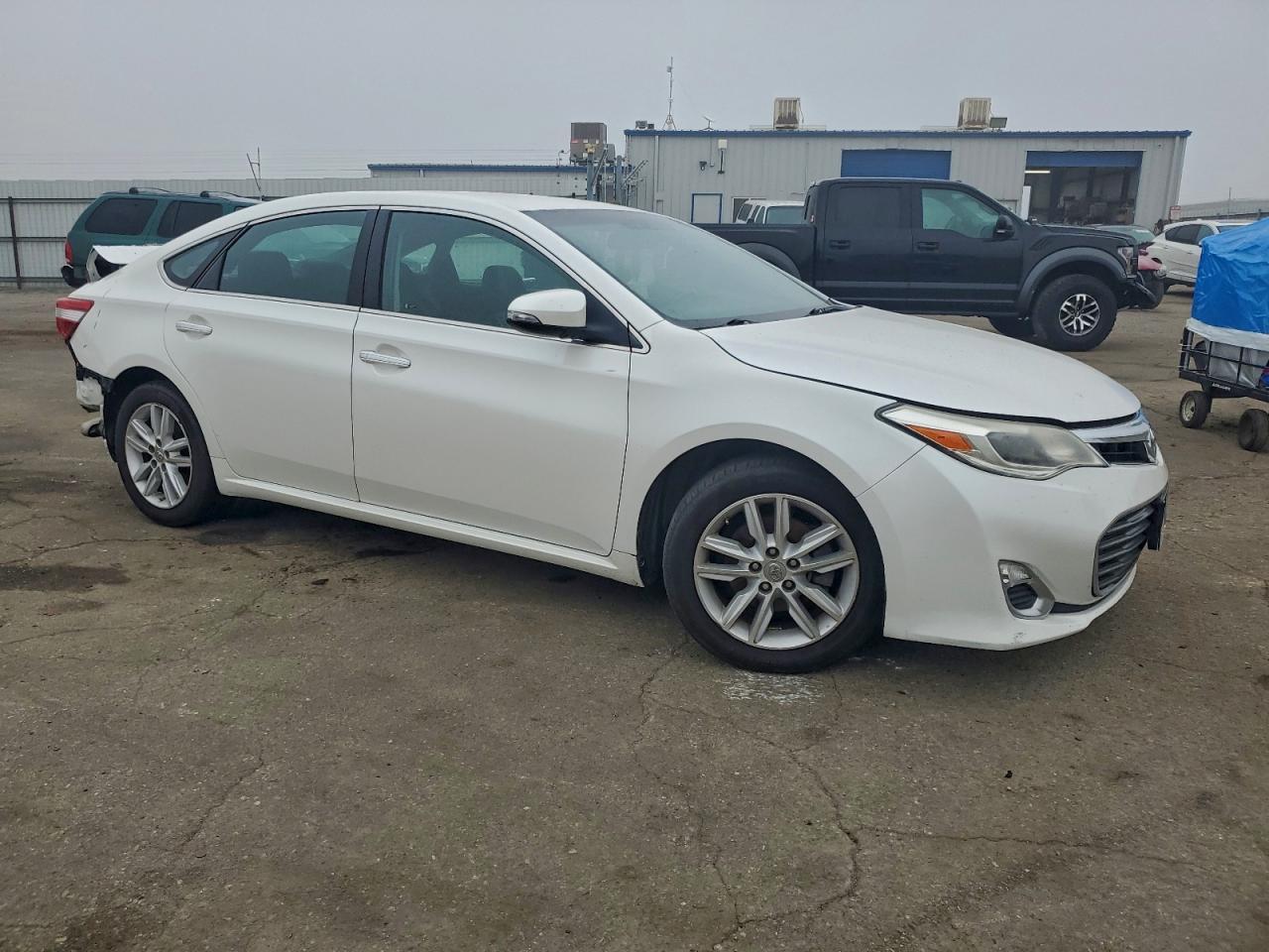 2015 TOYOTA Avalon