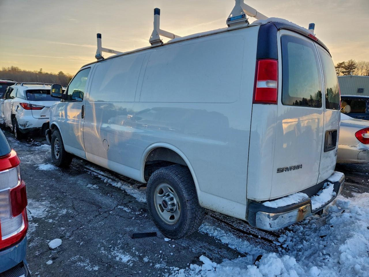 2017 GMC Savana