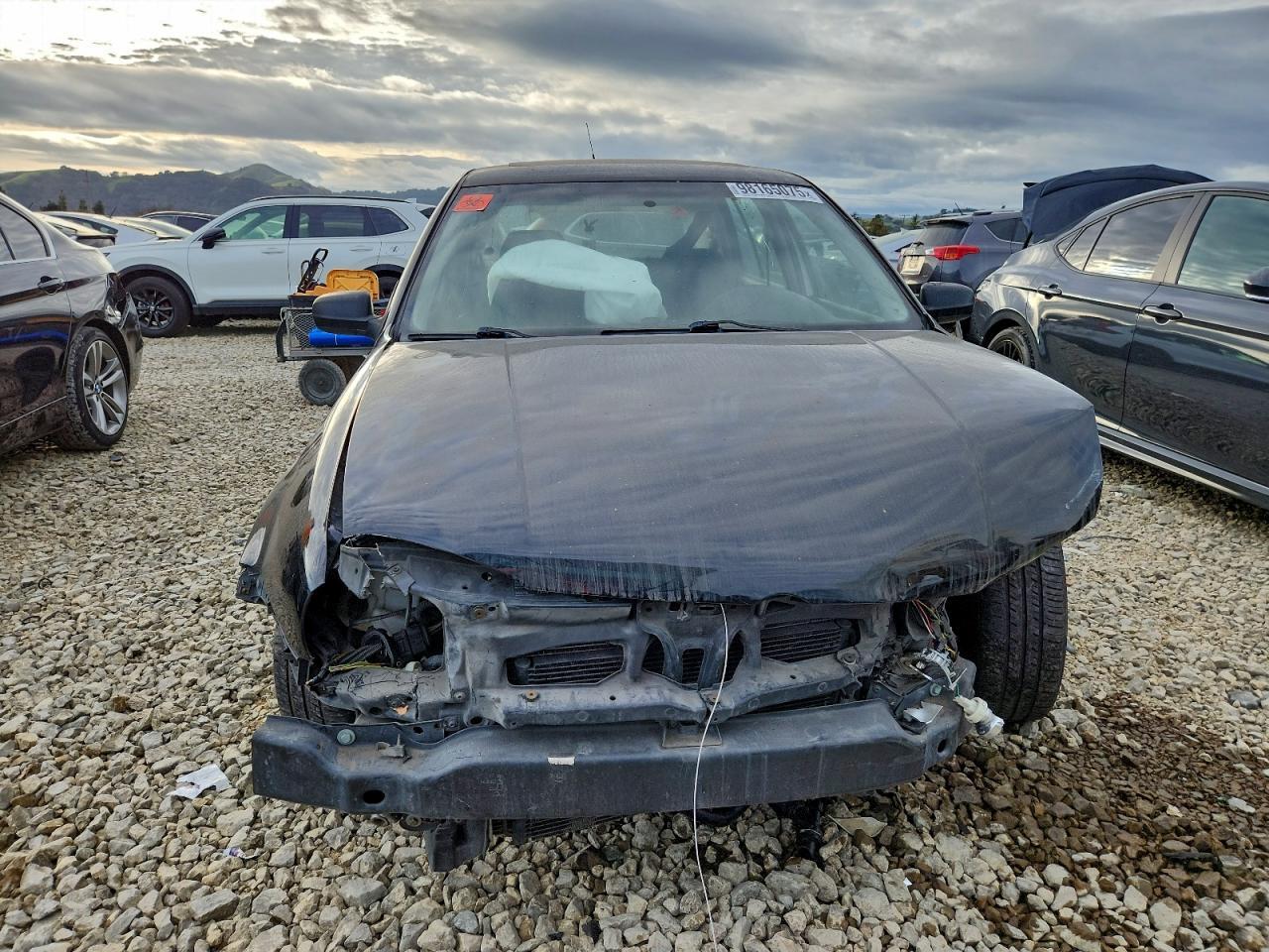 2005 VOLKSWAGEN GOLF