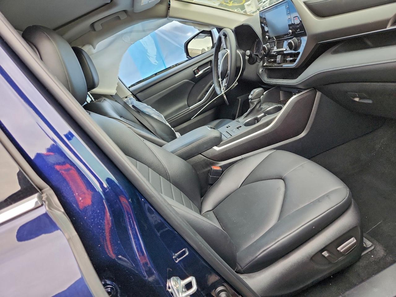 2022 TOYOTA HIGHLANDER