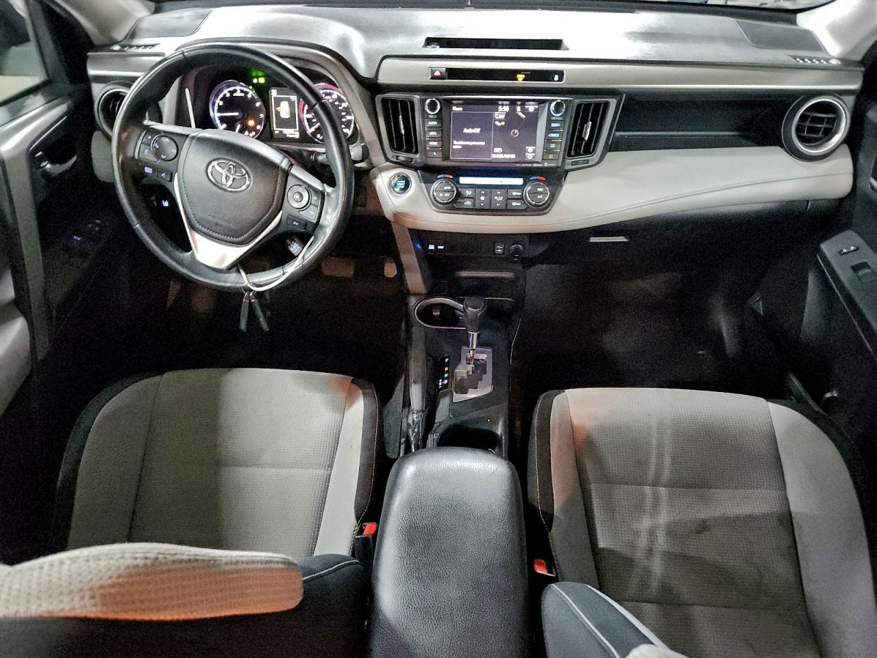 2016 TOYOTA RAV4