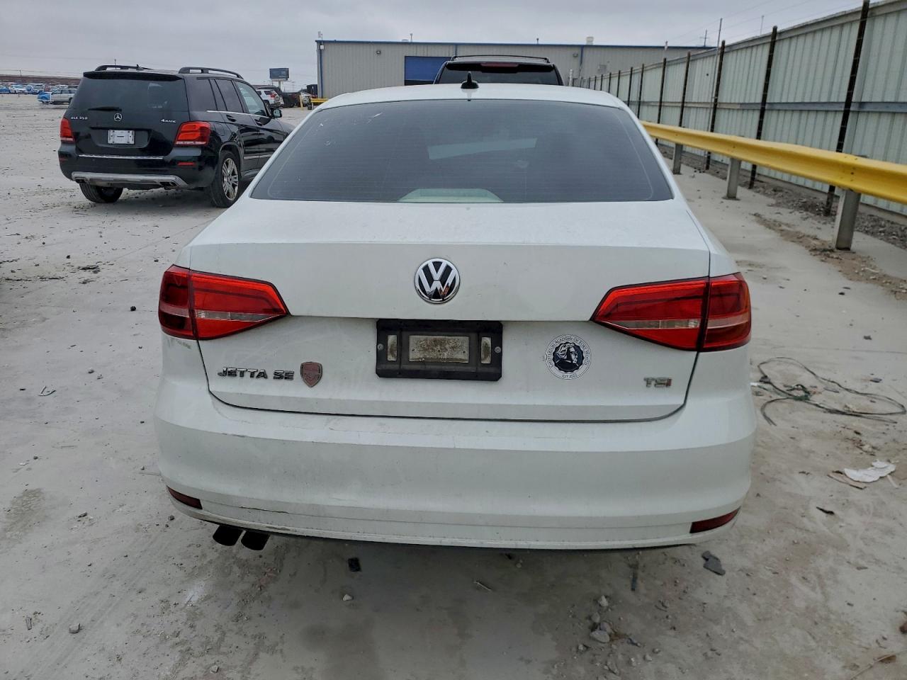 2015 VOLKSWAGEN JETTA