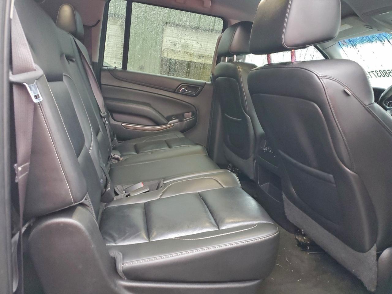 2015 CHEVROLET Suburban