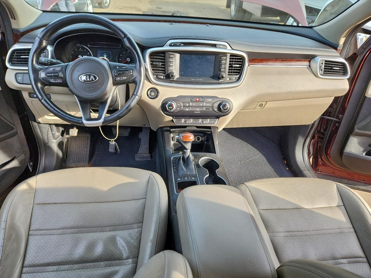 2017 KIA SORENTO
