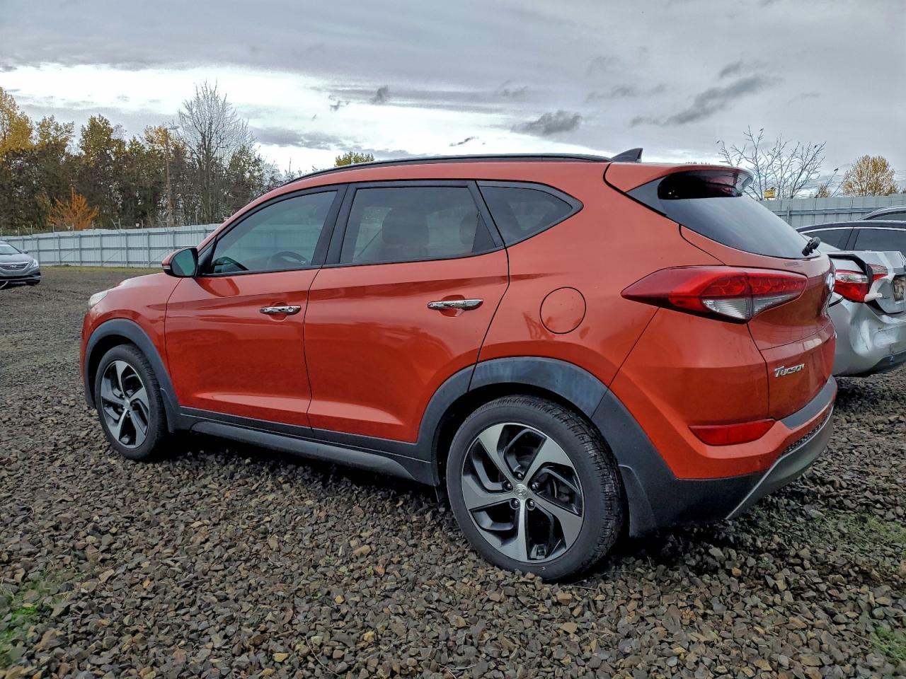 2016 HYUNDAI TUCSON