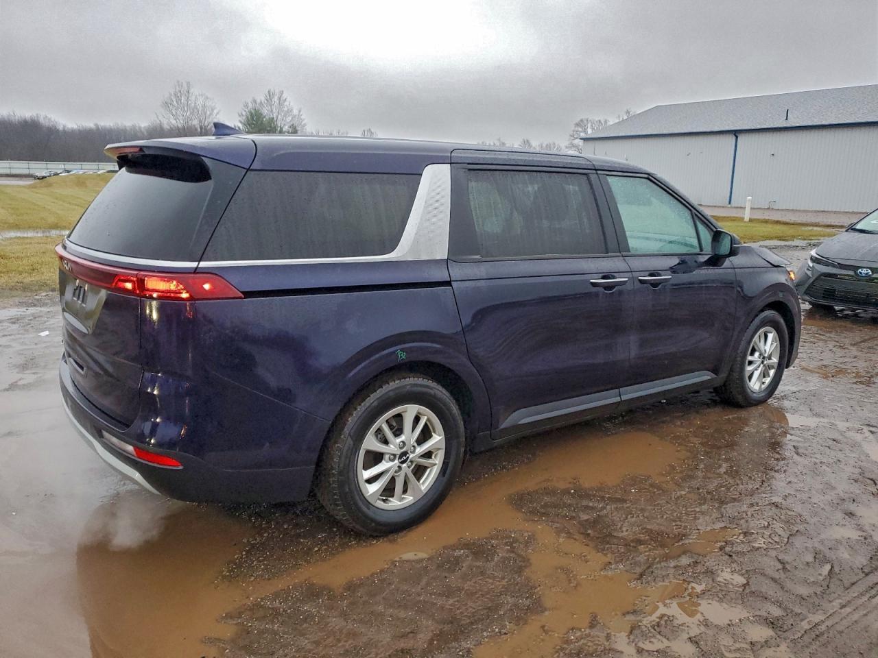 2022 KIA Carnival