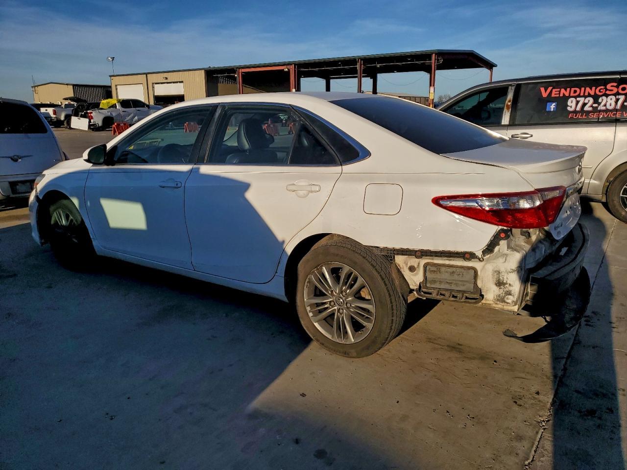 2017 TOYOTA CAMRY