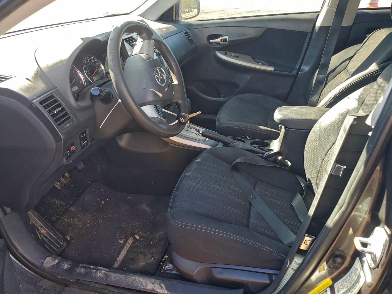 2013 TOYOTA COROLLA