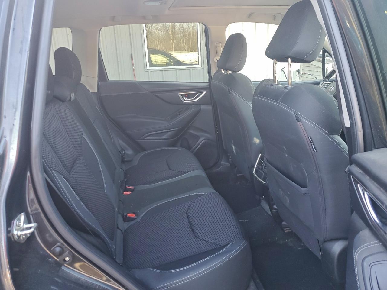 2019 SUBARU FORESTER
