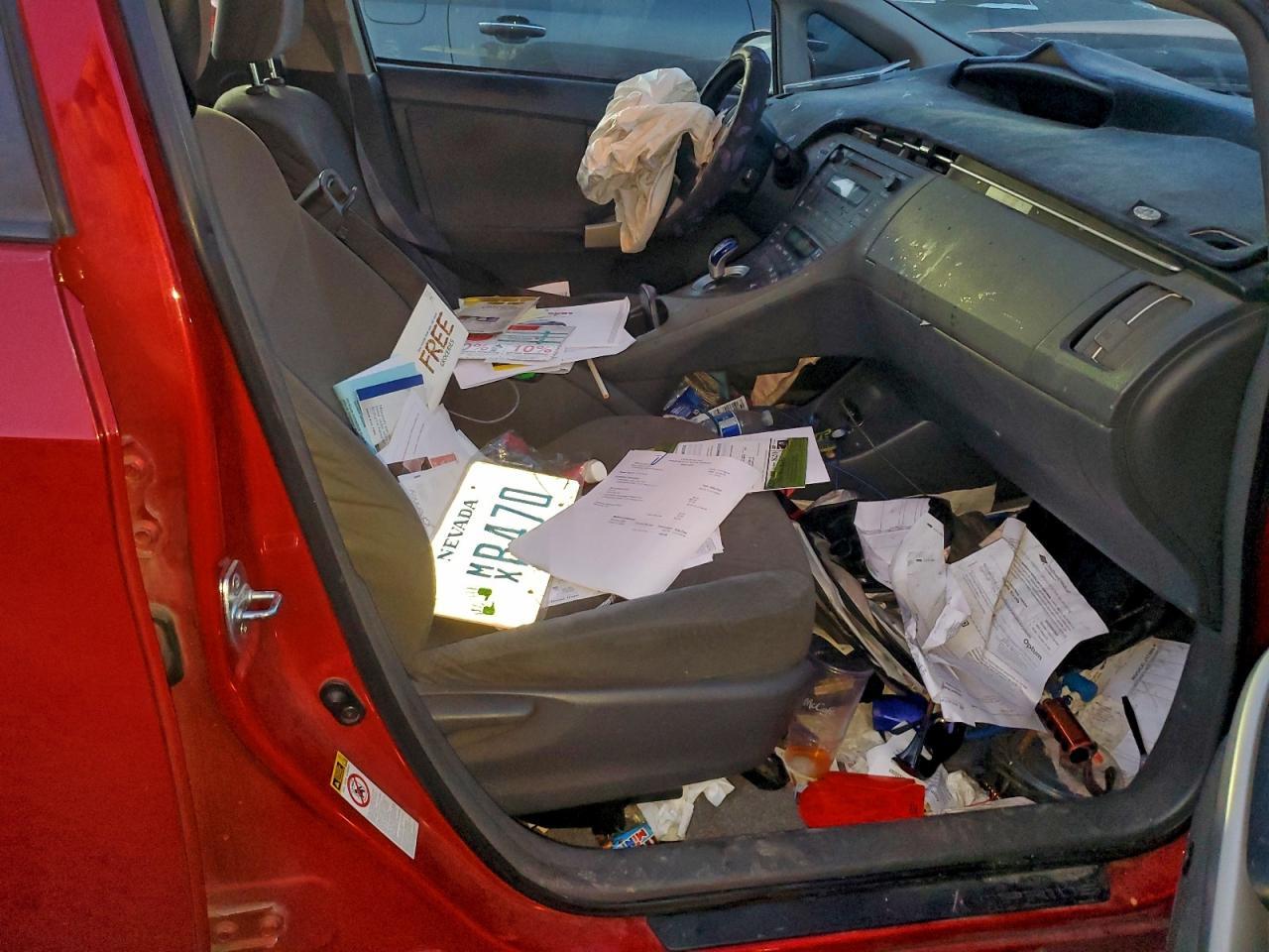 2011 TOYOTA PRIUS