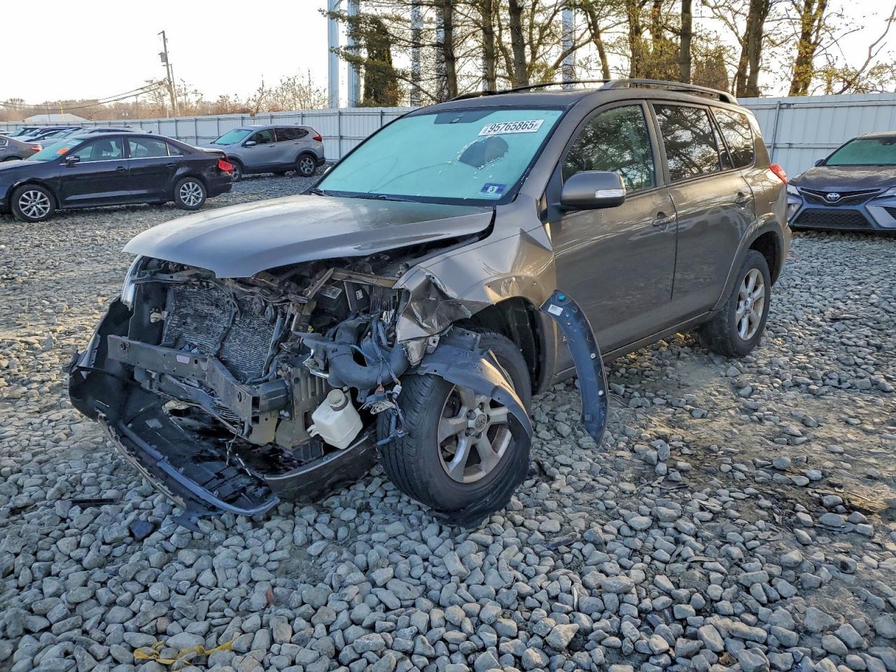 2011 TOYOTA RAV4