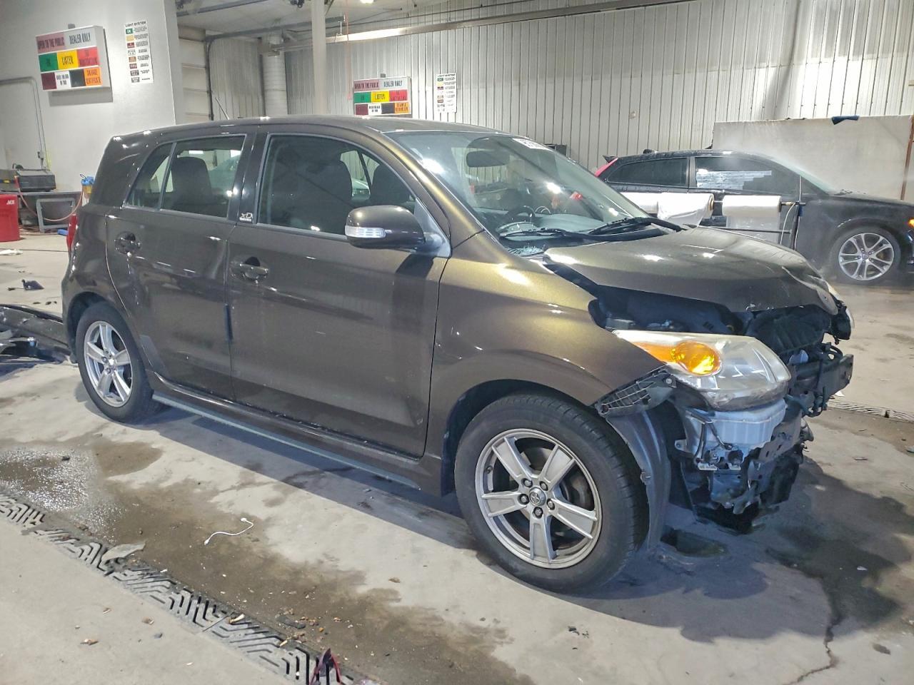 2011 TOYOTA SCION