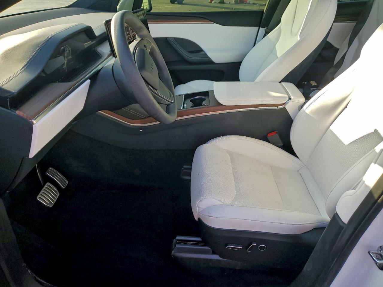2023 TESLA MODEL X
