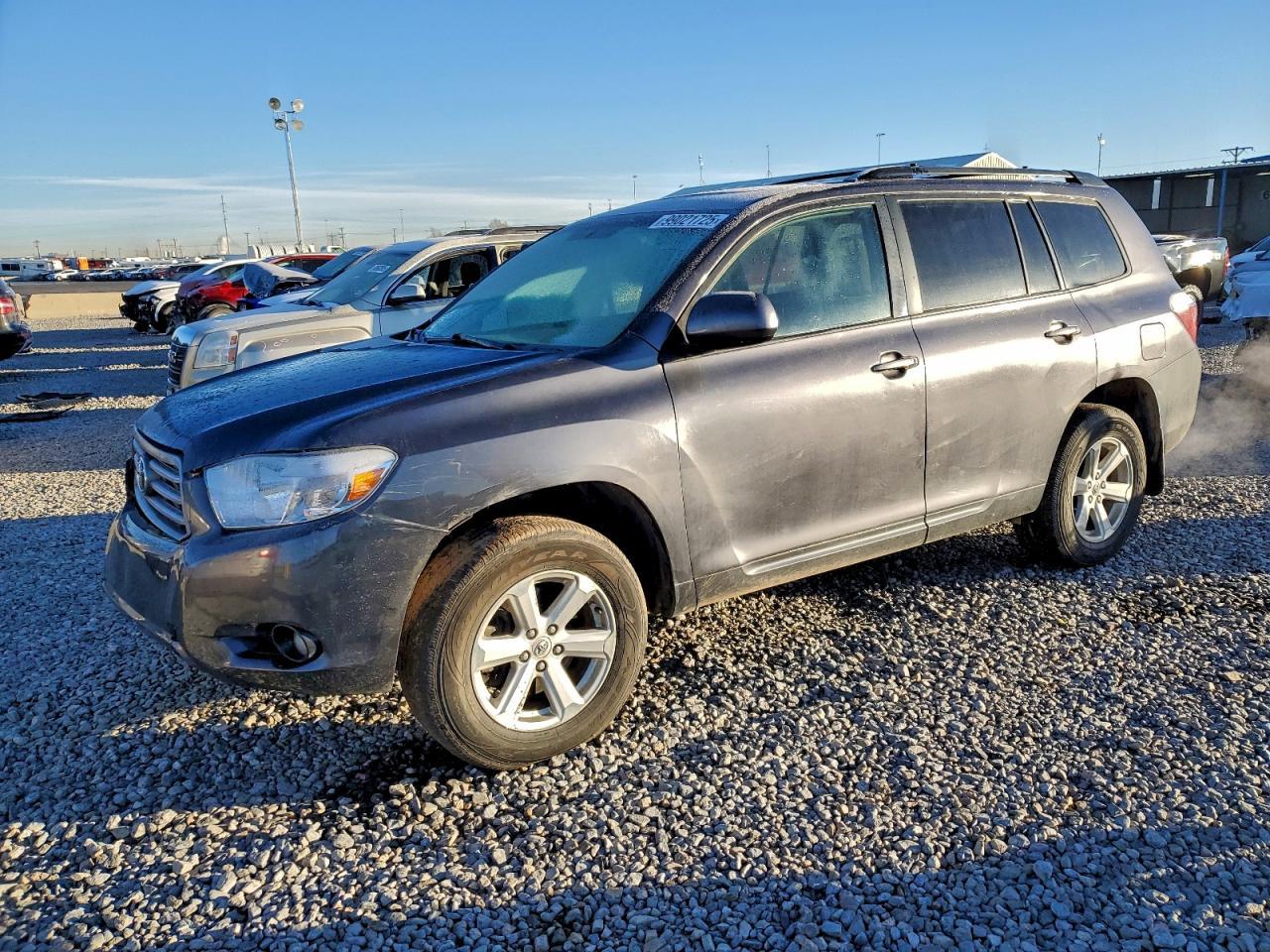 2010 TOYOTA HIGHLANDER
