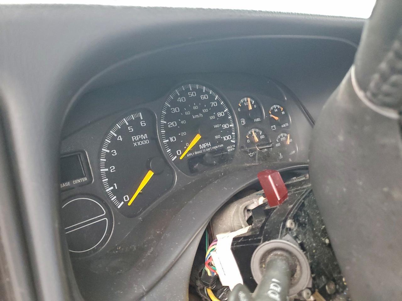 2001 CHEVROLET Tahoe