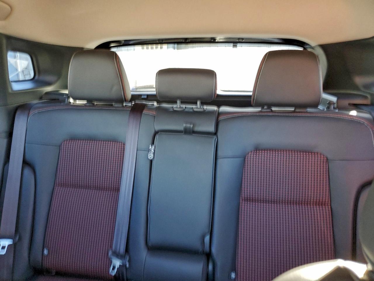 2025 NISSAN KICKS