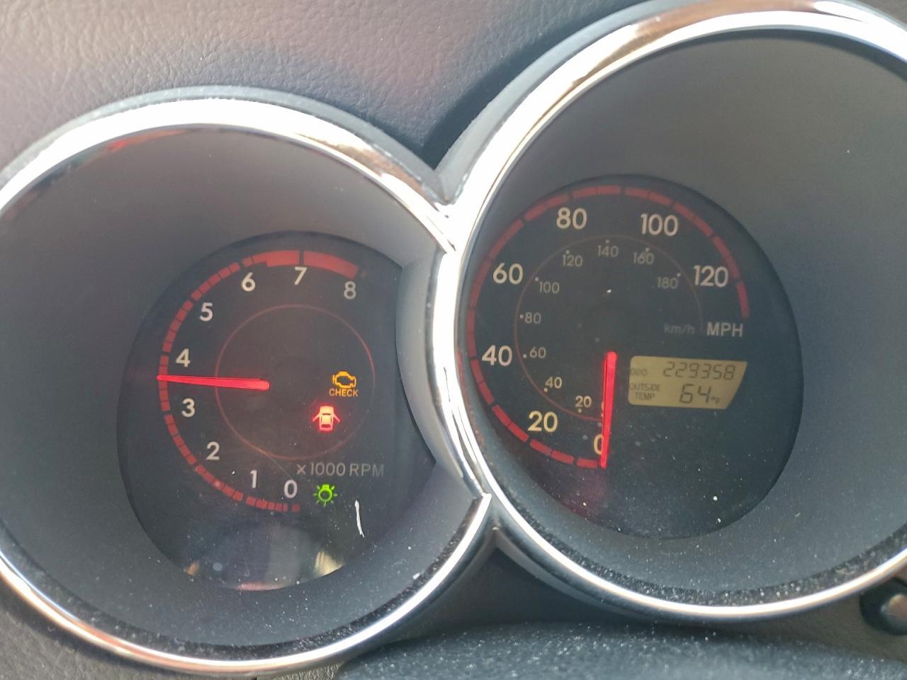 2004 TOYOTA COROLLA