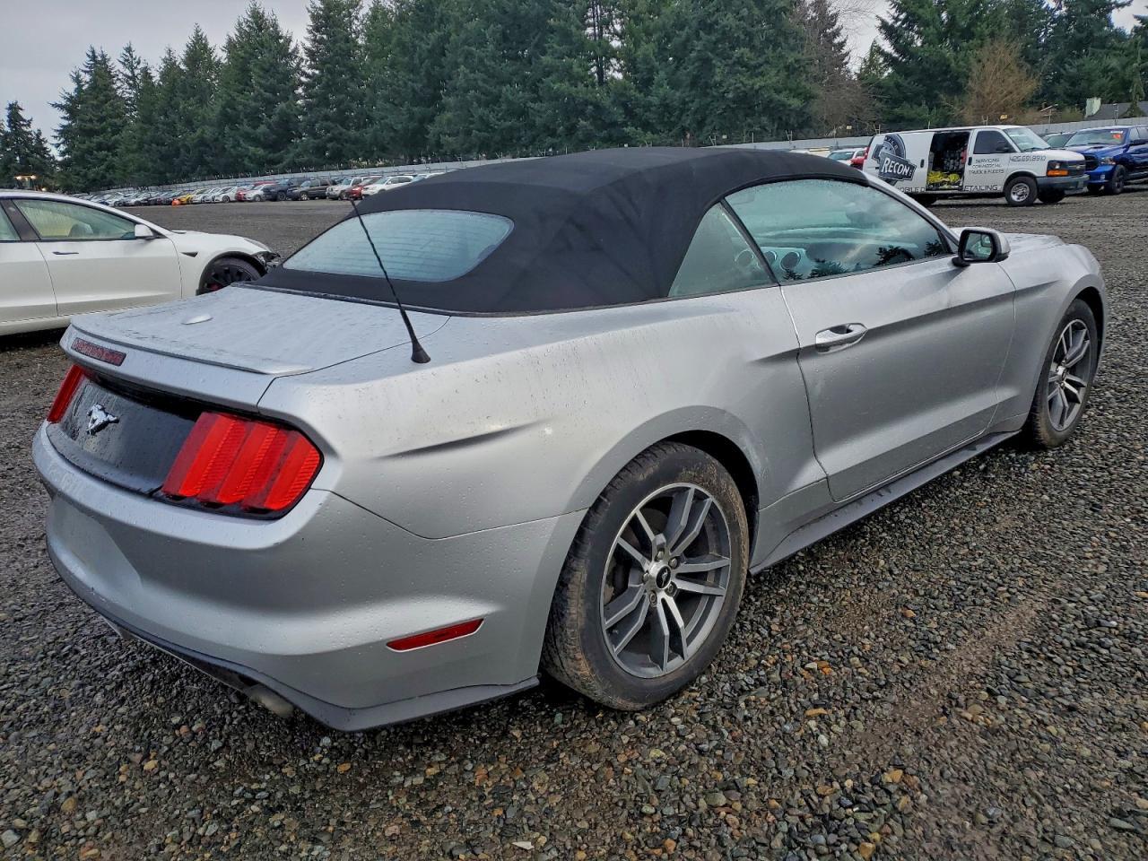 2015 FORD MUSTANG