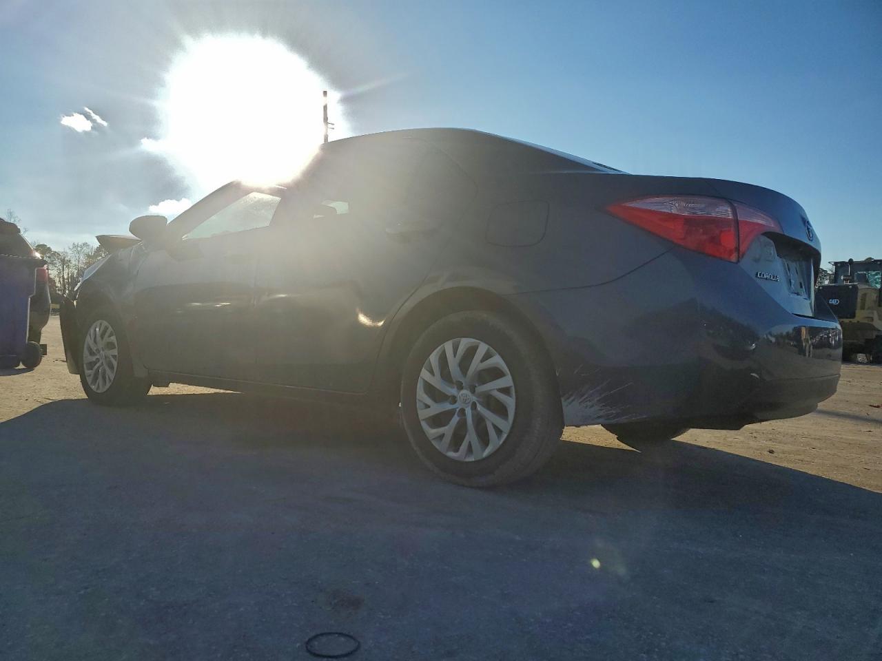 2019 TOYOTA COROLLA