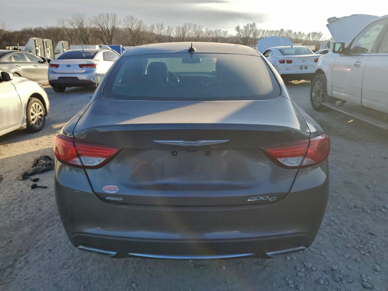 2015 CHRYSLER 200