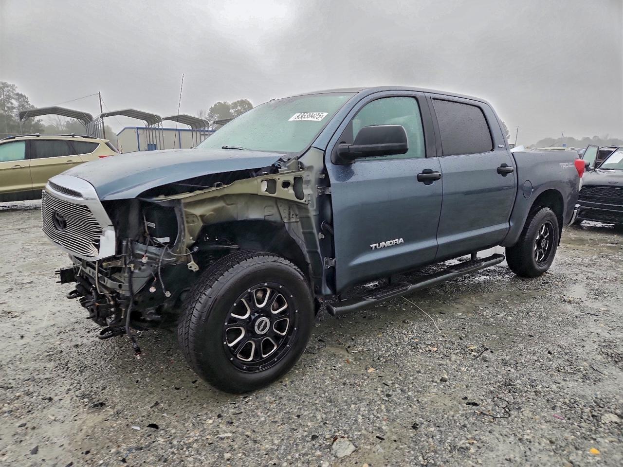 2010 TOYOTA TUNDRA