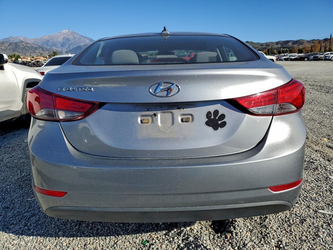 2016 HYUNDAI ELANTRA