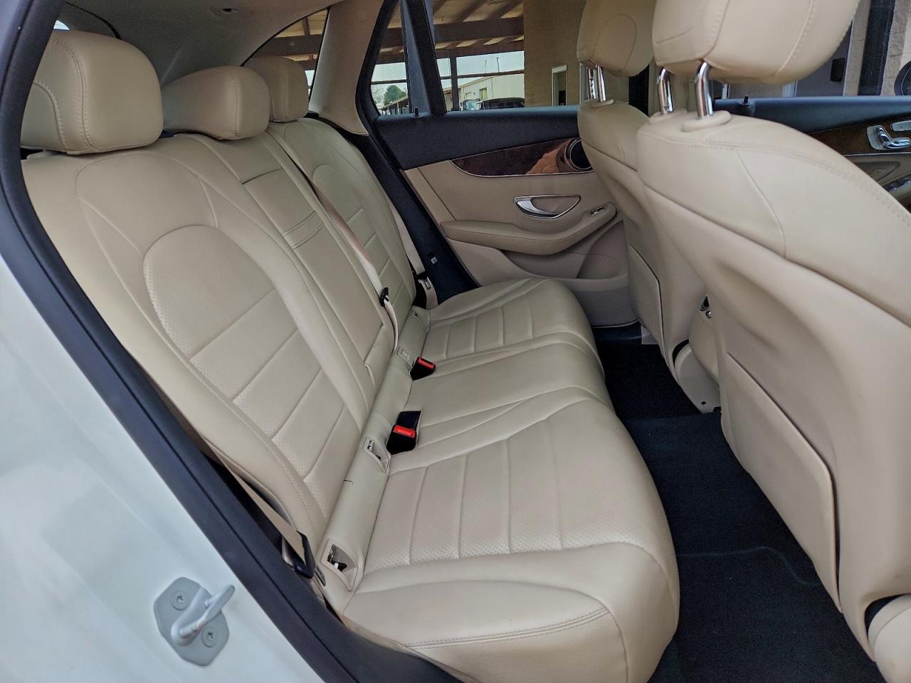 2016 MERCEDES-BENZ GLC-Class