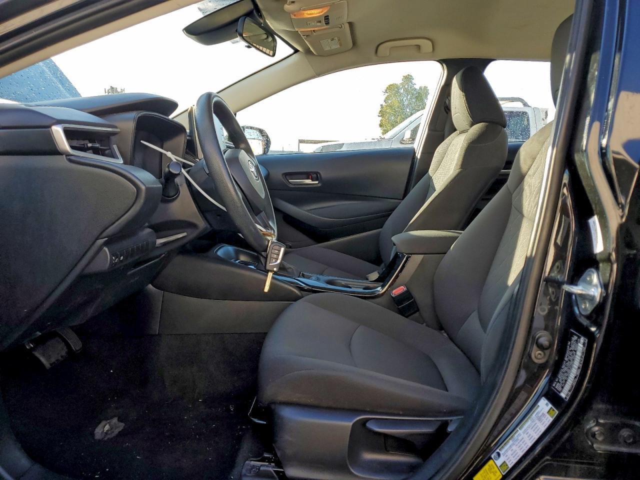 2021 TOYOTA COROLLA