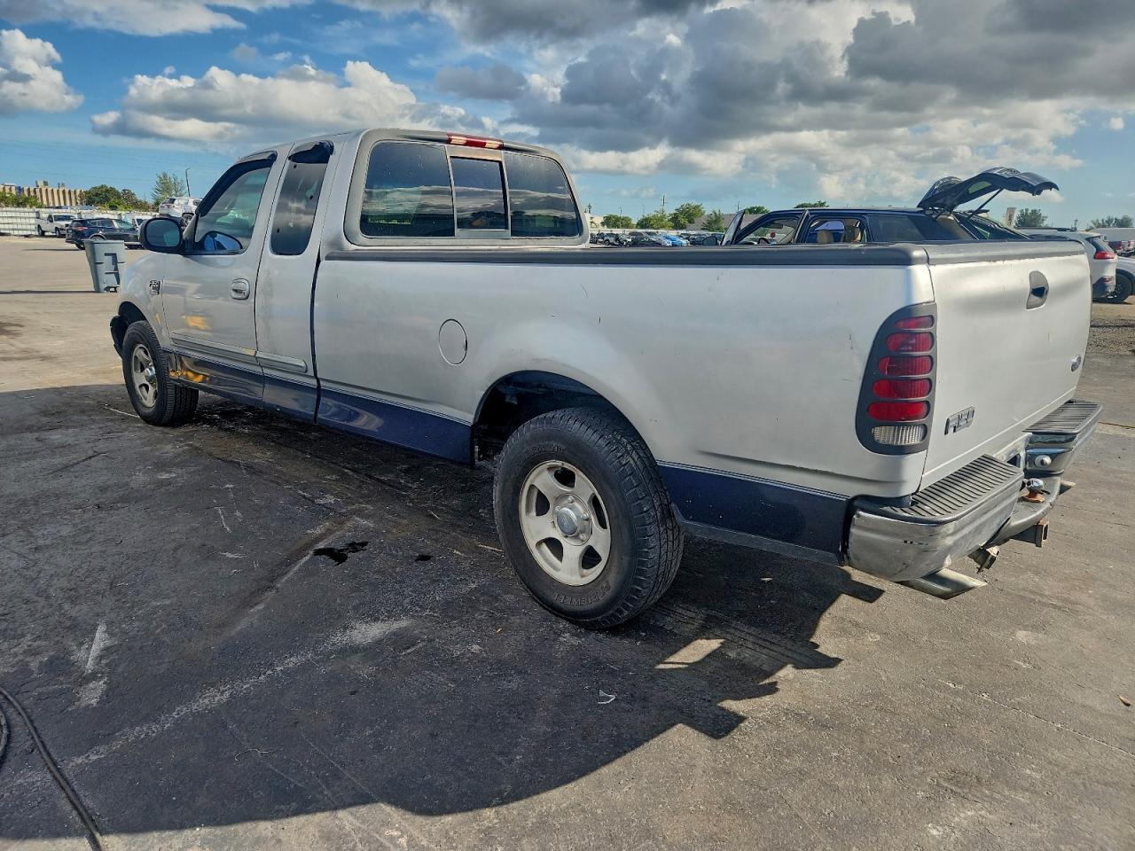 2000 FORD F-150