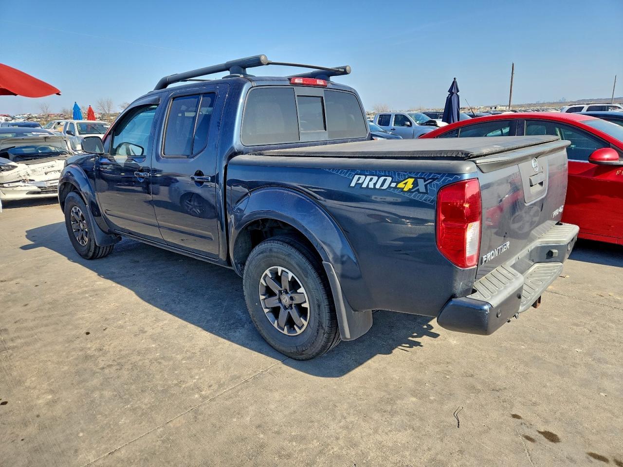 2016 NISSAN Frontier