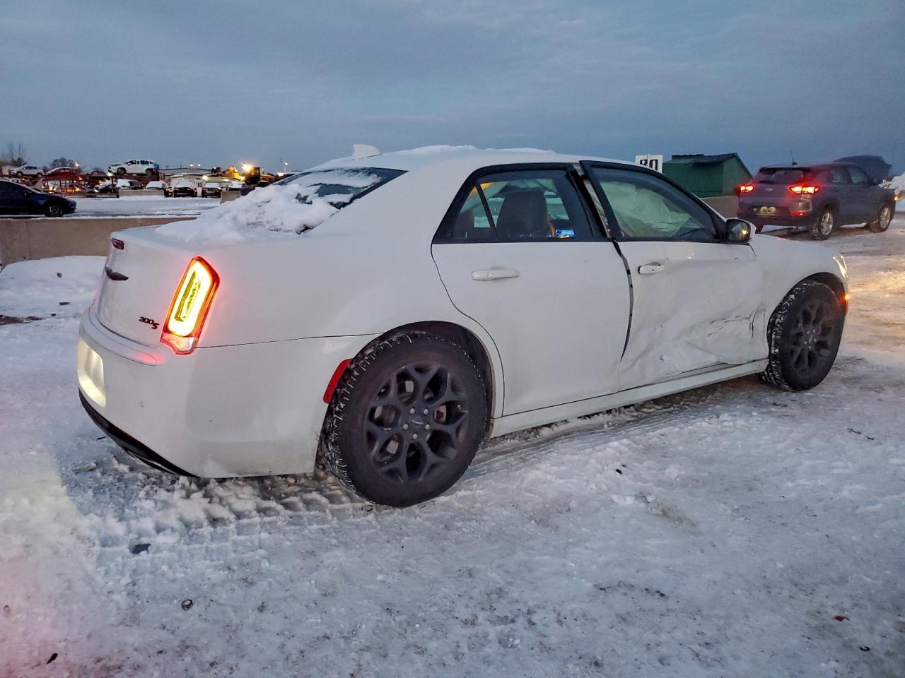 2022 CHRYSLER 300