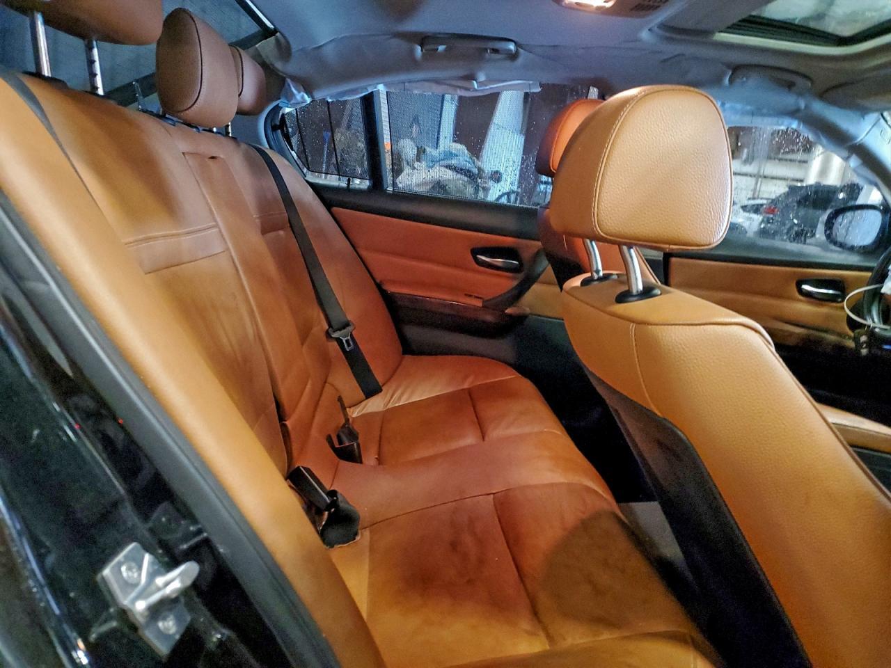 2011 BMW 3 SERIES