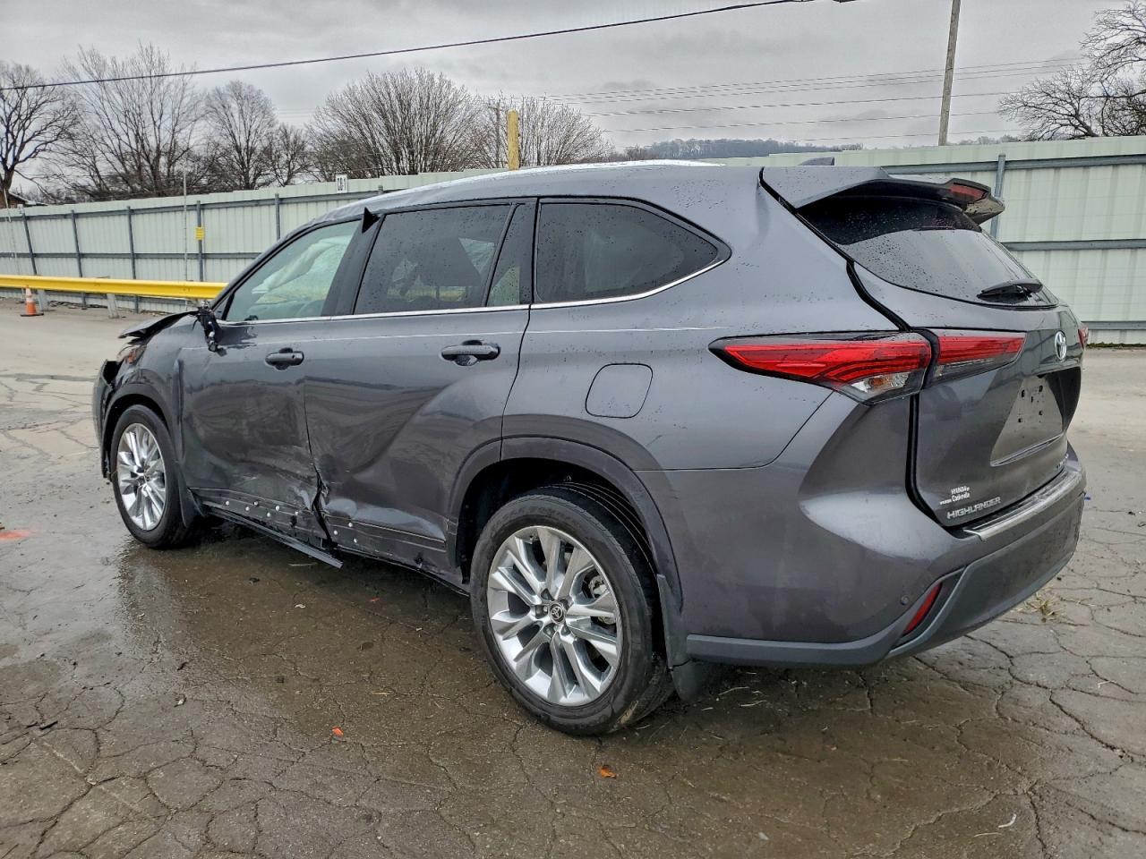 2020 TOYOTA HIGHLANDER