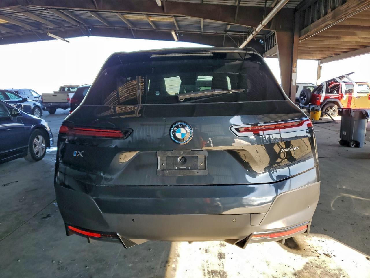 2024 BMW iX