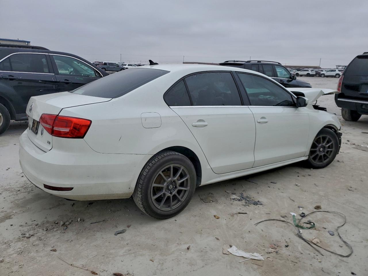 2015 VOLKSWAGEN JETTA