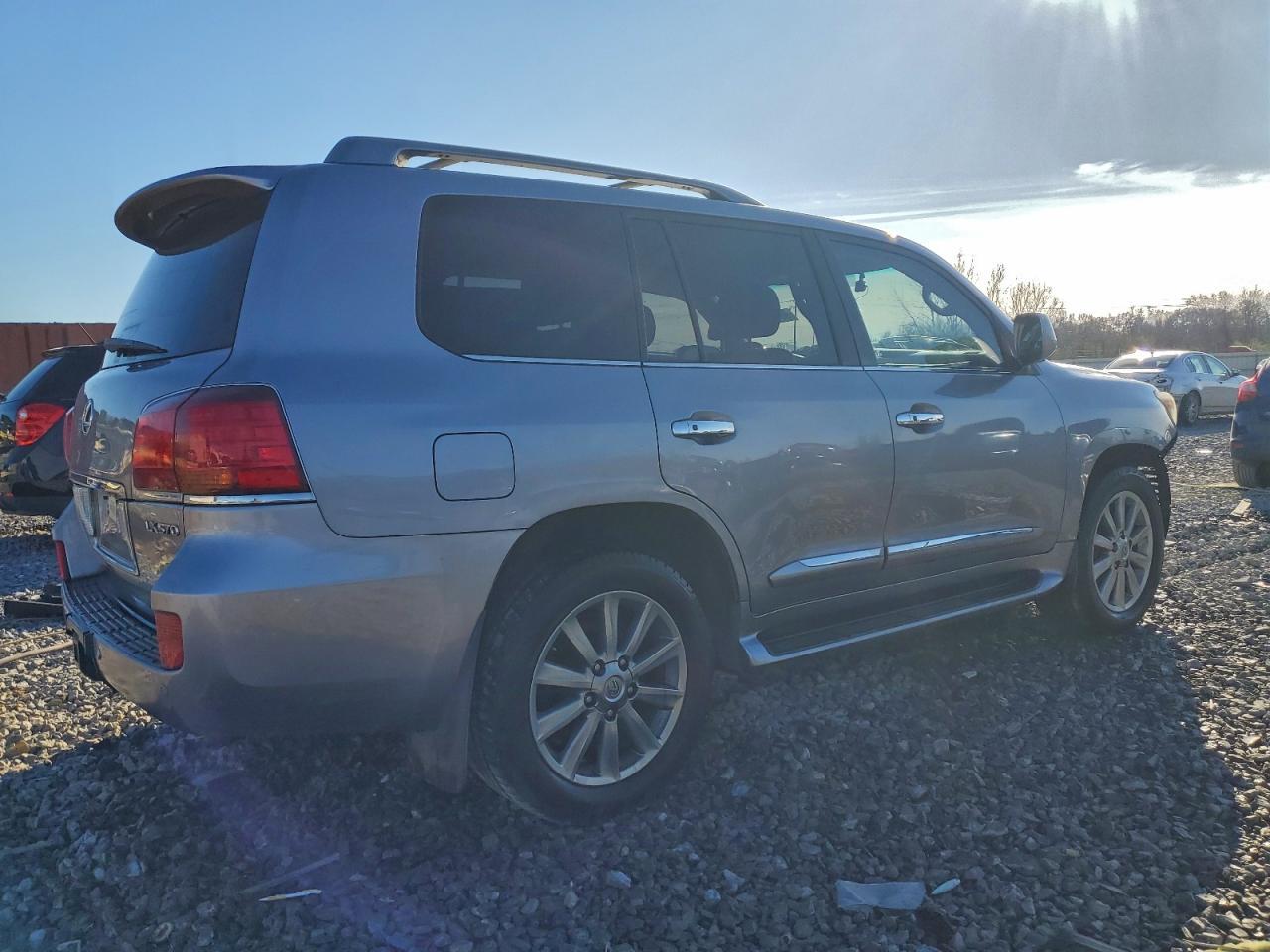 2011 LEXUS LX 570