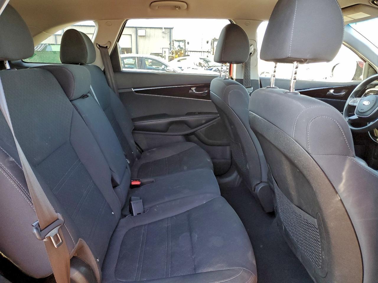 2020 KIA SORENTO