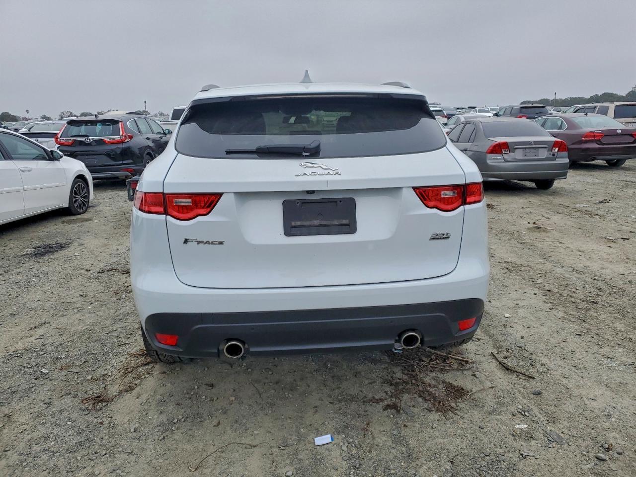 2017 JAGUAR F-Pace