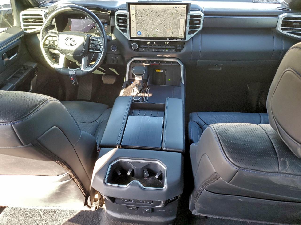2024 TOYOTA TUNDRA