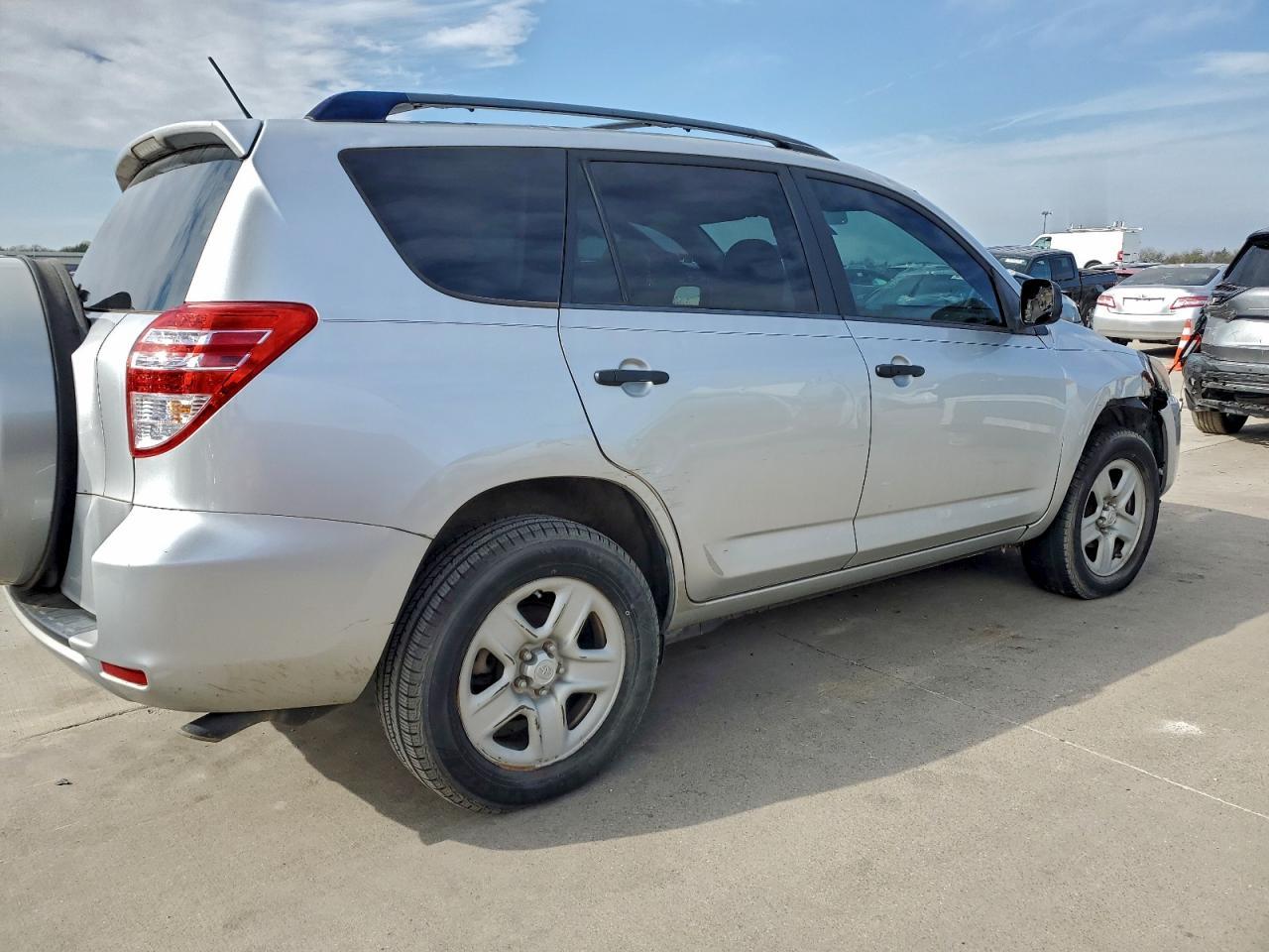 2009 TOYOTA RAV4