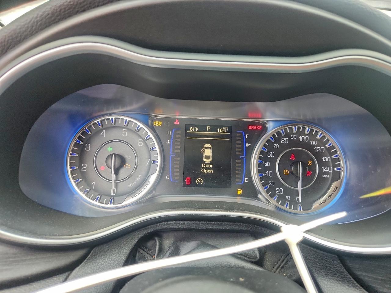 2015 CHRYSLER 200