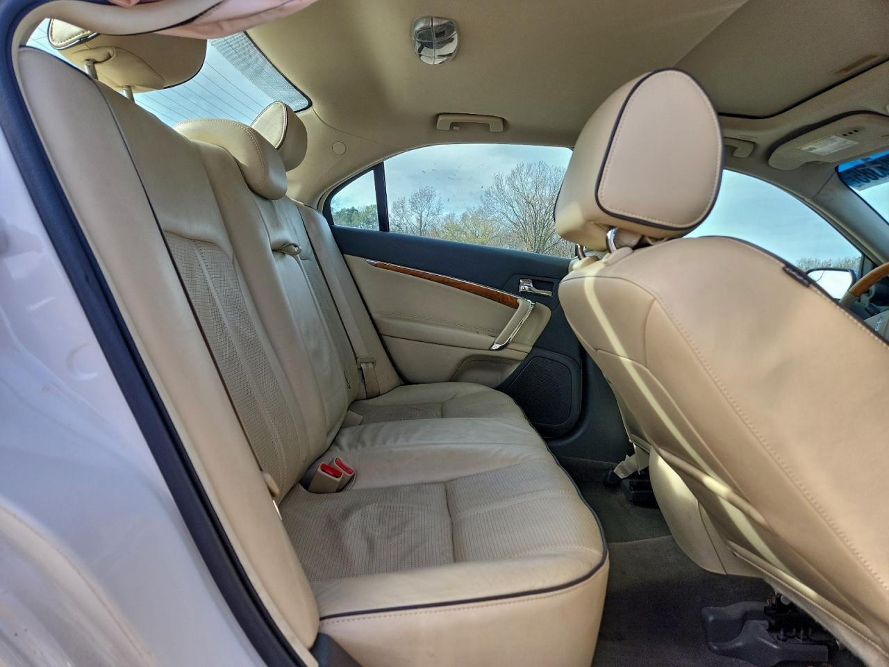 2011 LINCOLN MKZ