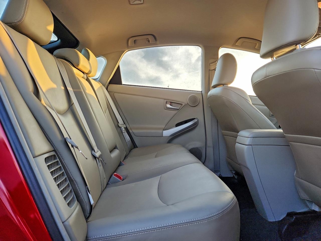 2014 TOYOTA PRIUS